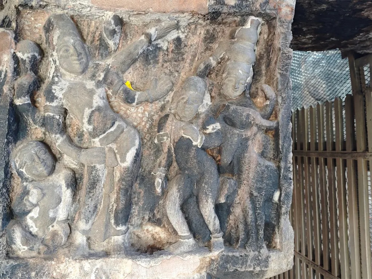 Undavalli Caves Located in Guntur District17