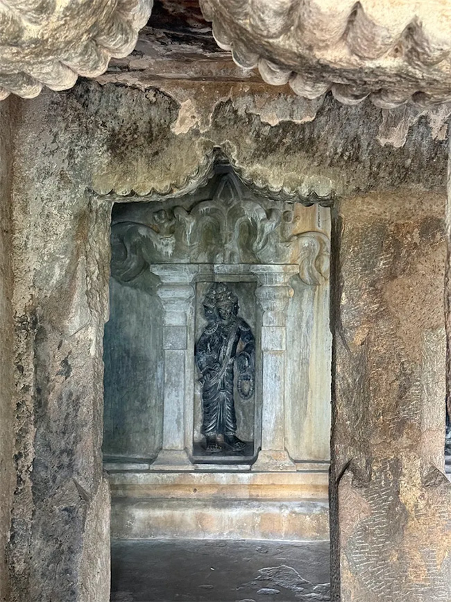 Undavalli Caves Located in Guntur District4