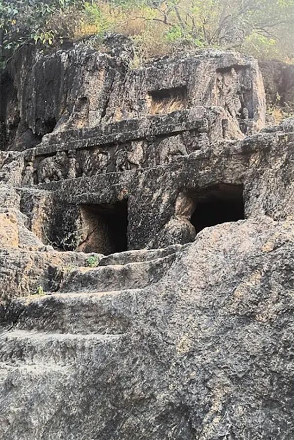 Undavalli Caves Located in Guntur District9