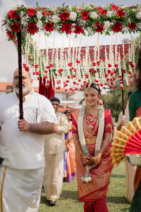 Actress Janani Weds Sai Roshan Shyam Wedding Photos4