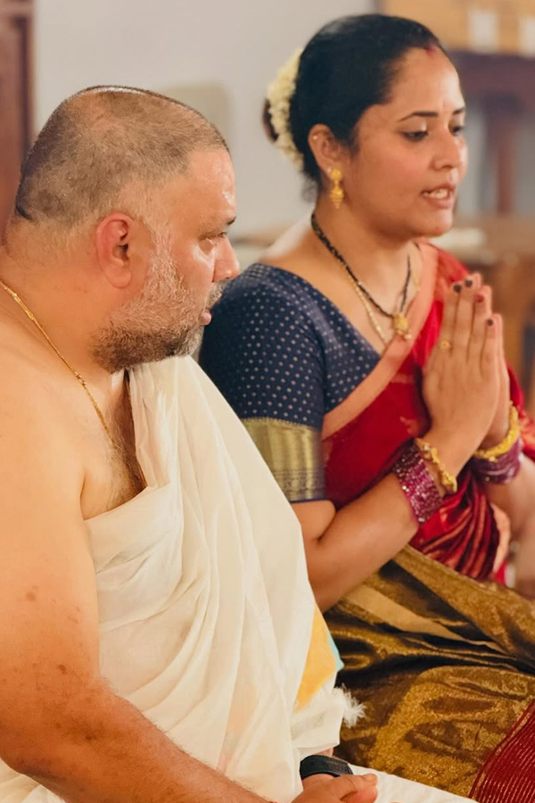 Anchor Anasuya shares memories from The month of March Photos8