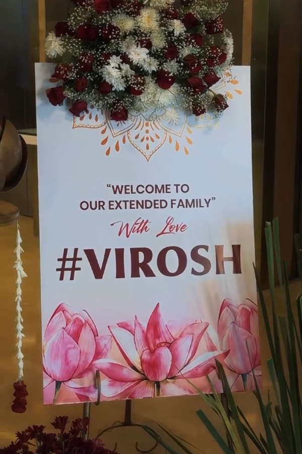 Actors Rashmika Mandanna And Vijay Deverakonda met Their fans Photos4