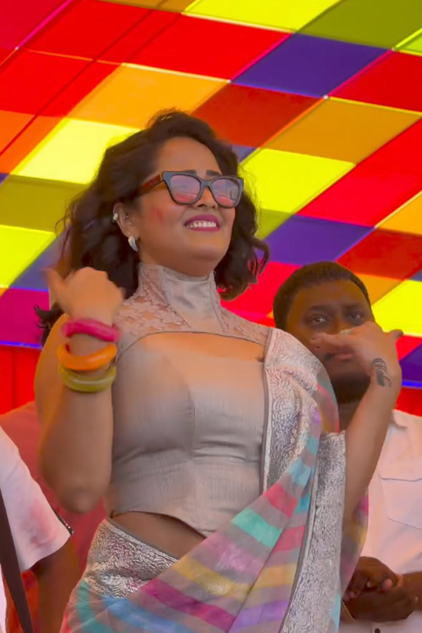 Anasuya Bharadwaj At Holi Celebrations Photos5