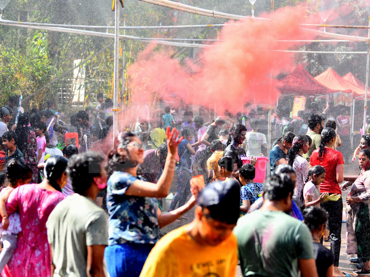 Hyderabad Gears UP For Holi Celebrations Photos16