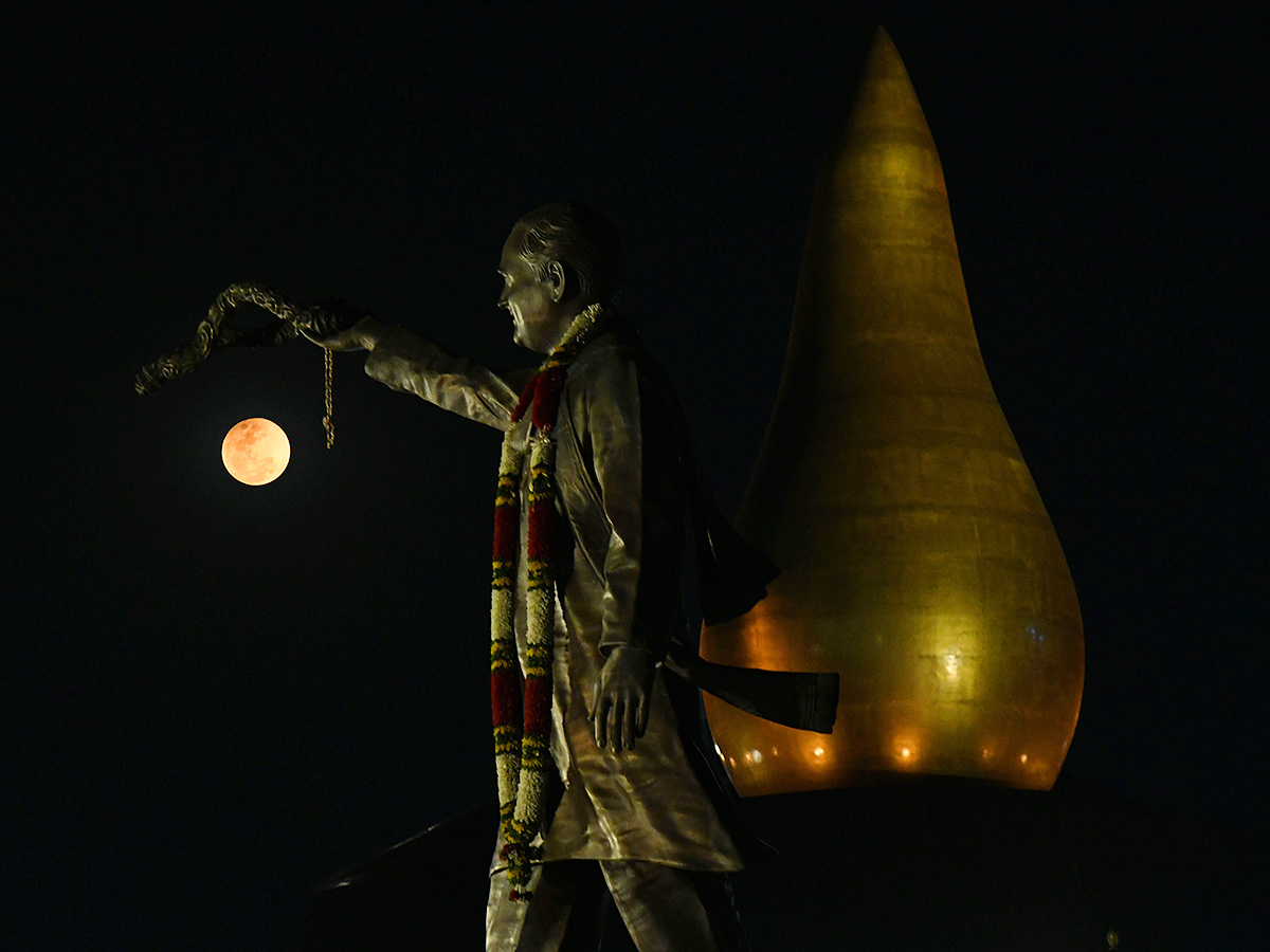Lunar Eclipse 2026 : Blood Moon in Hyderabad1
