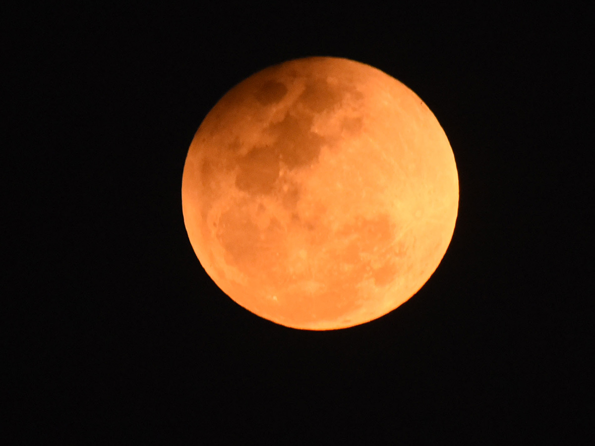 Lunar Eclipse 2026 : Blood Moon in Hyderabad6