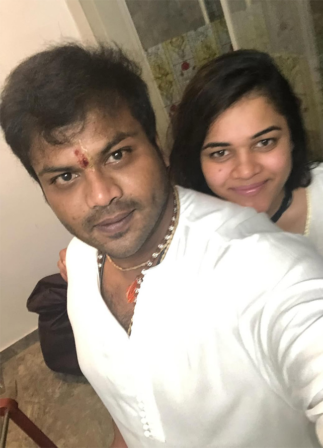Manchu Manoj And Mounika Reddy Special Photos4