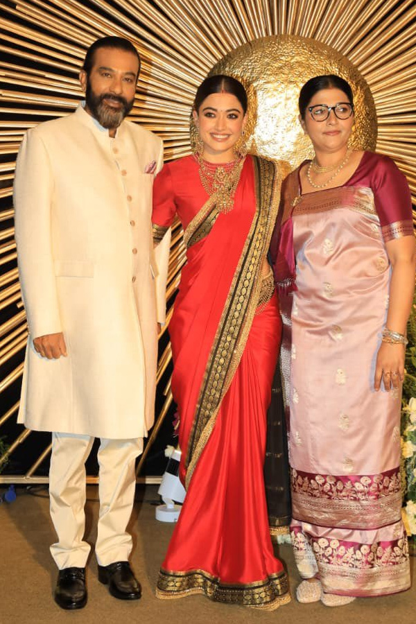 Rashmika Mandanna and Vijay Deverakonda Wedding Reception Photos7