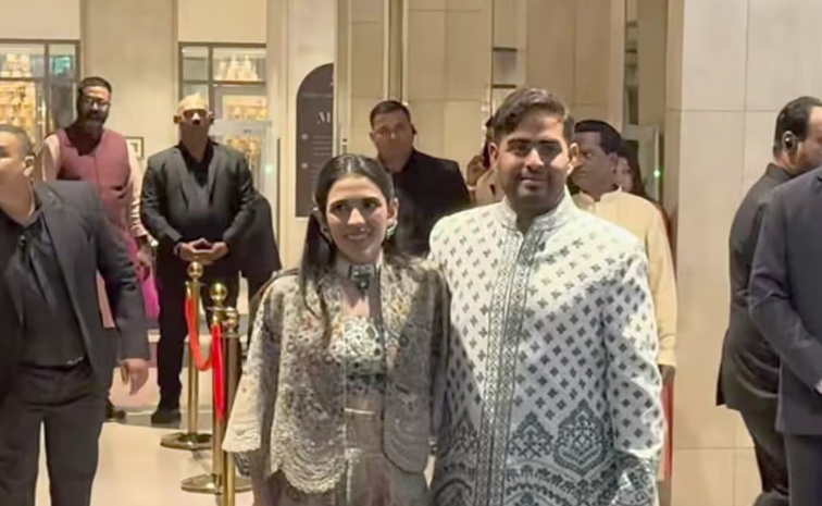 Celebrities At Arjun Tendulkar Saaniya Chandhok Wedding Photos14