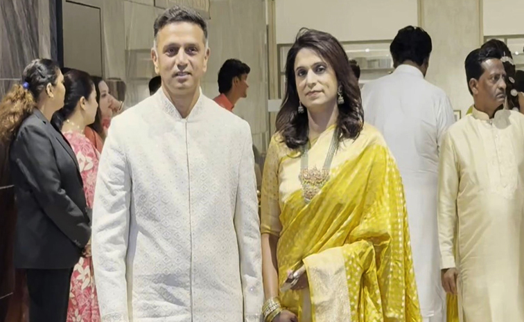 Celebrities At Arjun Tendulkar Saaniya Chandhok Wedding Photos9