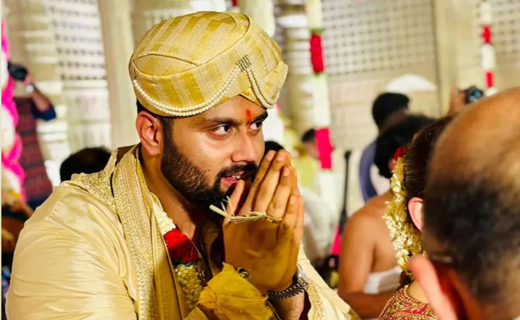 Actress Sumalatha Ambareesh Latest Family Photos7