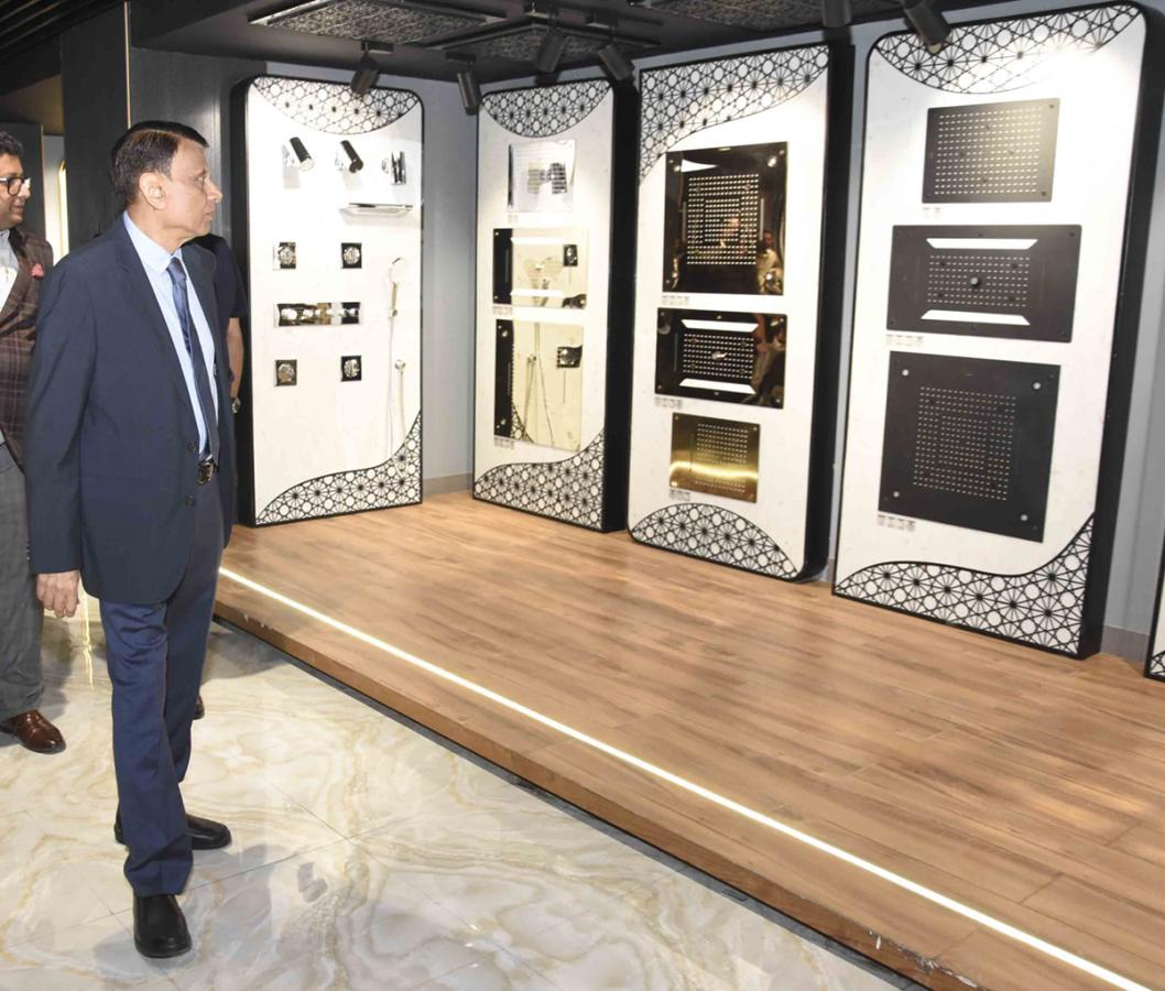 CERA STYLE STUDIO AT Jubilee Hills in Hyderabad9