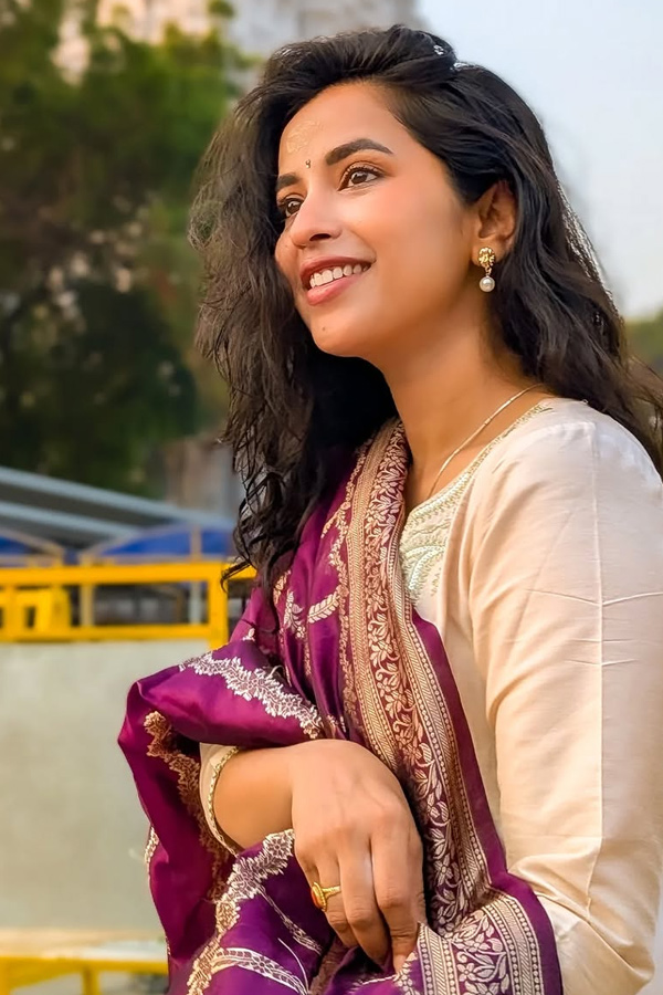 Actress Komalee Prasad Enjoys Devotional Trip Photos21