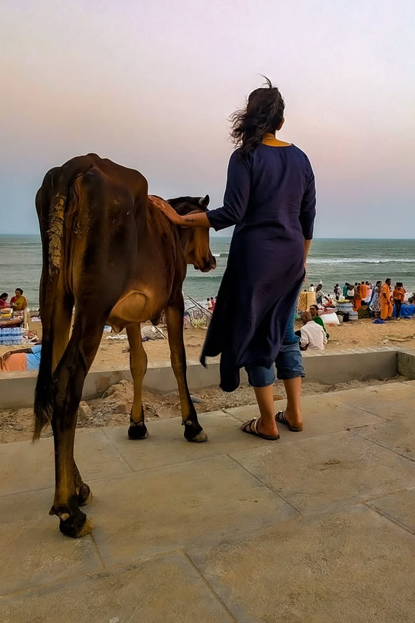 Actress Komalee Prasad Enjoys Devotional Trip Photos9