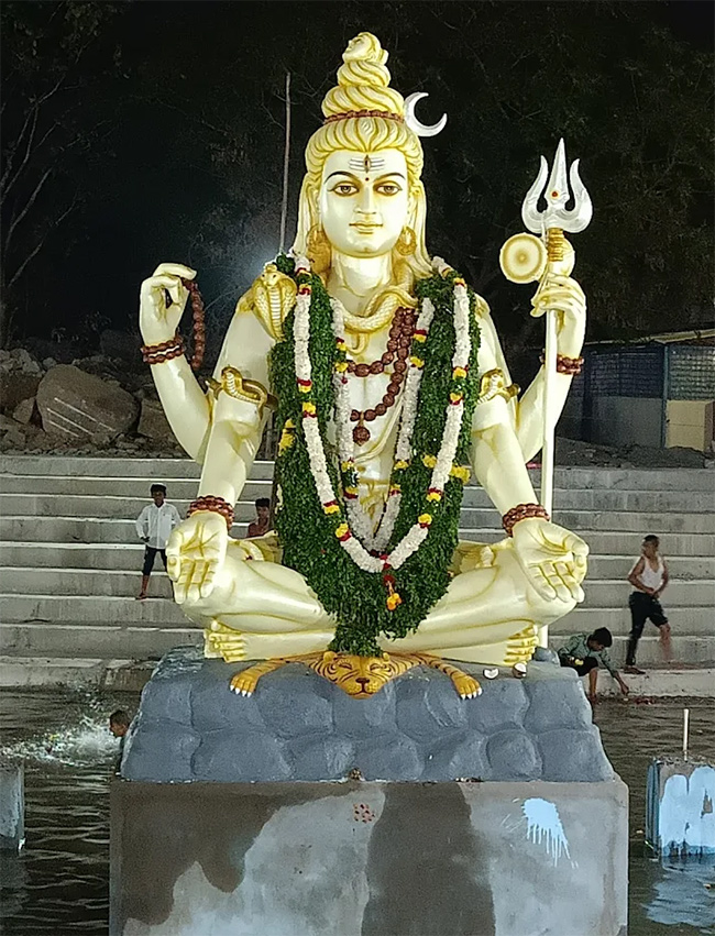 Sri Brahmarambika Mallikarjuna Swamy Devasthanam in Beeramguda5