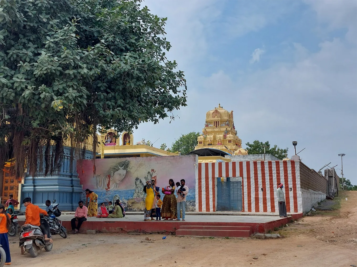 Sri Brahmarambika Mallikarjuna Swamy Devasthanam in Beeramguda9