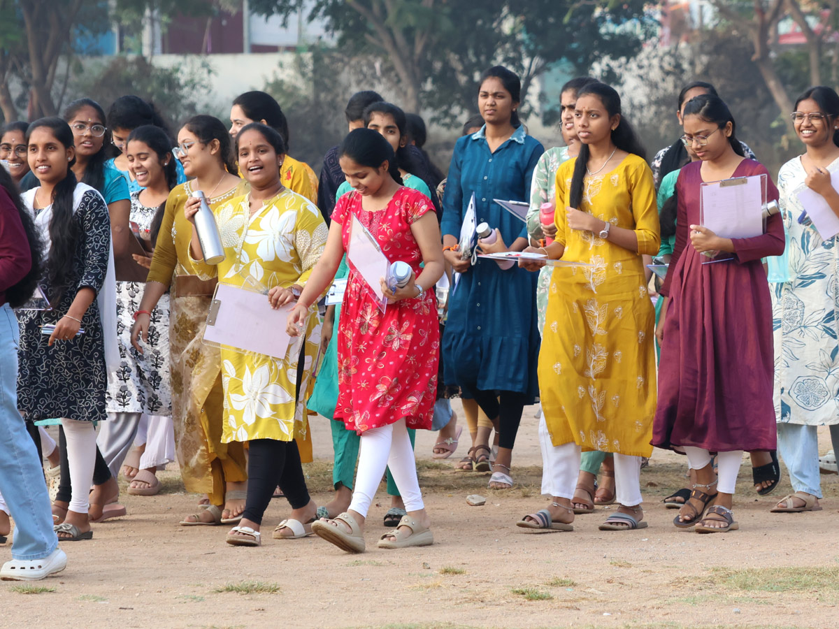 Best Photos of The Week in AP and Telangana Photo Gallery10