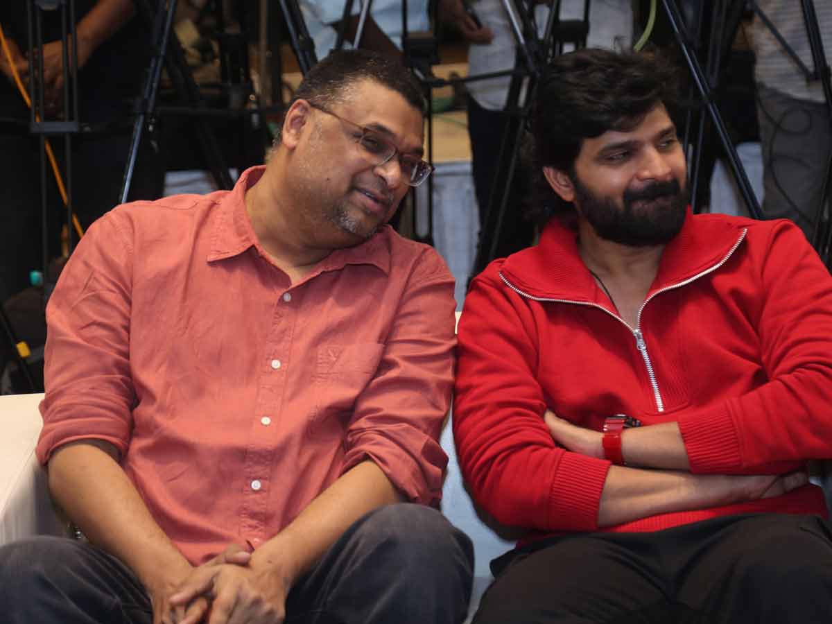 Mrithyunjay Thrilling Blockbuster Success Meet Photos4