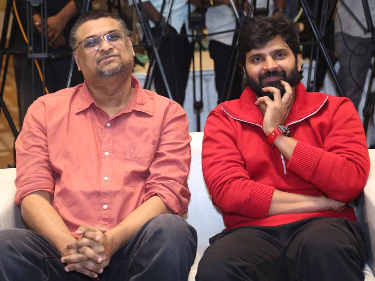 Mrithyunjay Thrilling Blockbuster Success Meet Photos5