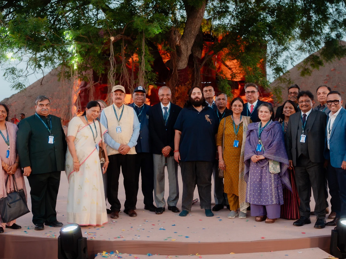 Mukesh Ambani son Anant Ambani birthday celebrations viral photos6