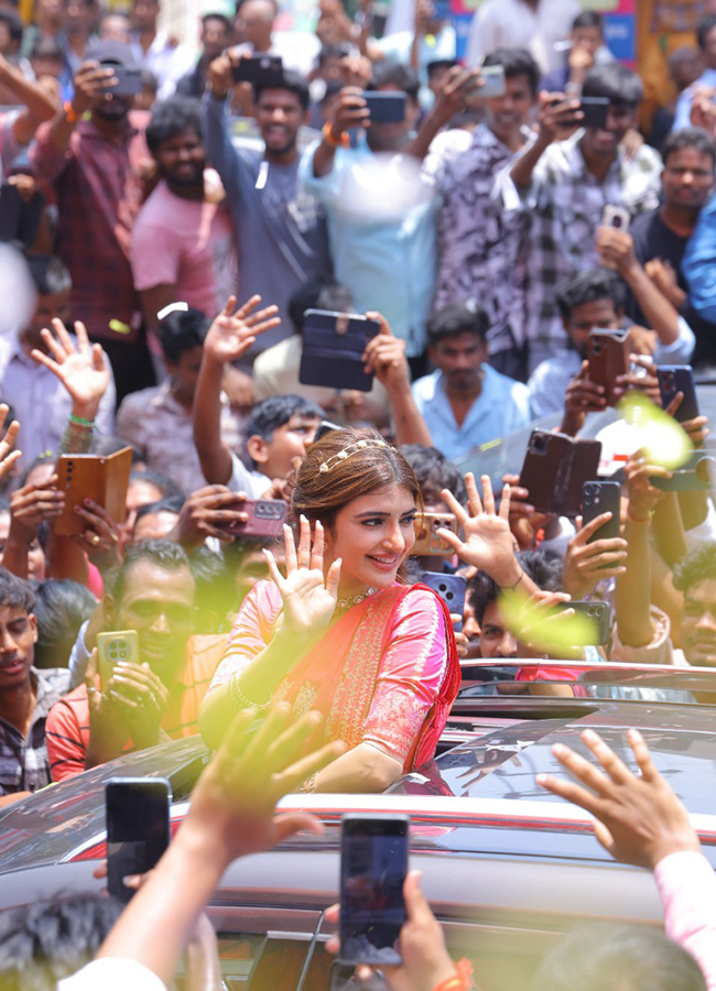 Tollywood Actress Sreeleela In Tirupati7