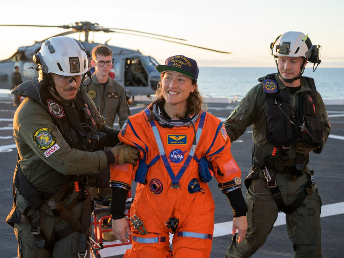 Artemis II astronauts splash down after NASA moon mission photos11