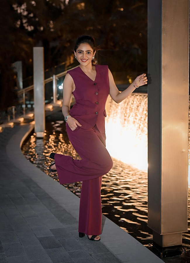 Indian Actress Athulya Ravi HD Photos10