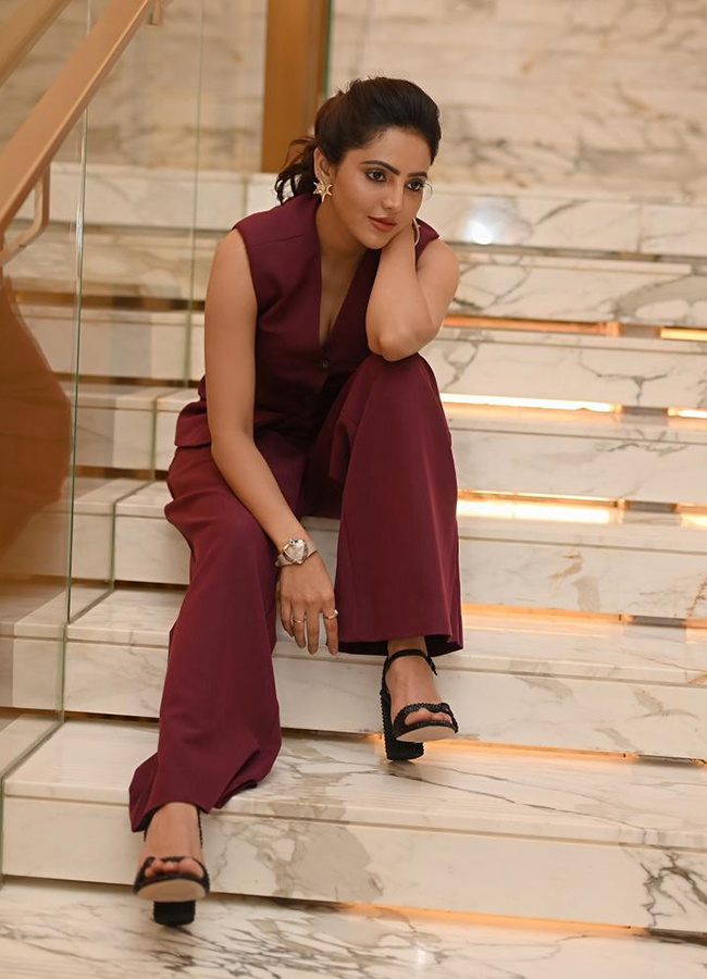 Indian Actress Athulya Ravi HD Photos2