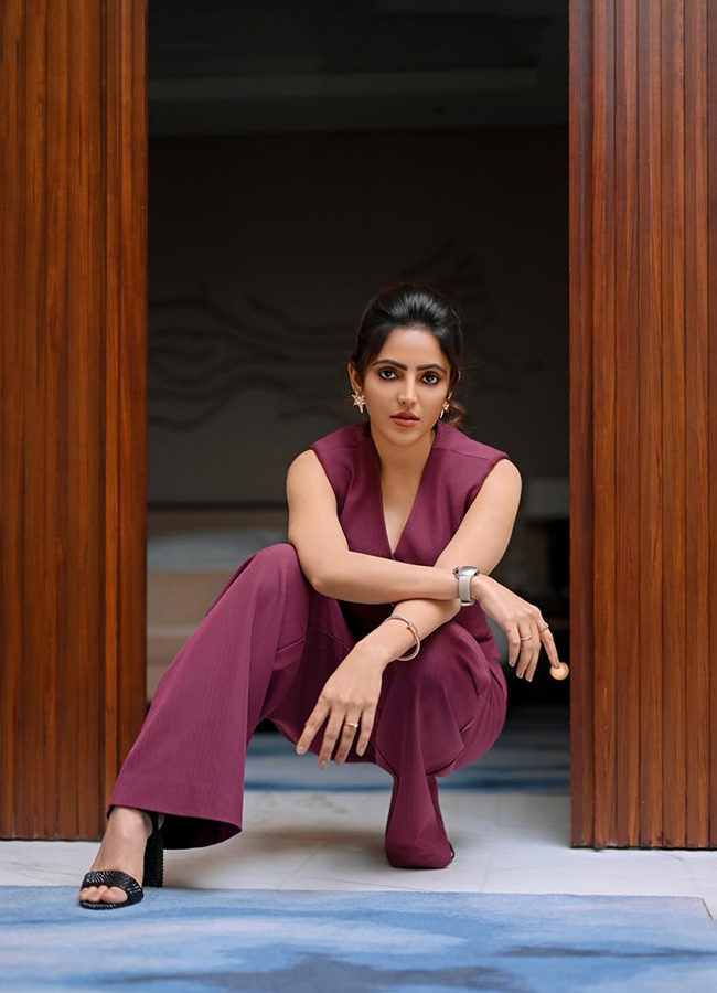 Indian Actress Athulya Ravi HD Photos7