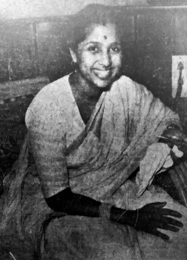 Singer Asha Bhosle Rare And Unseen Photos10