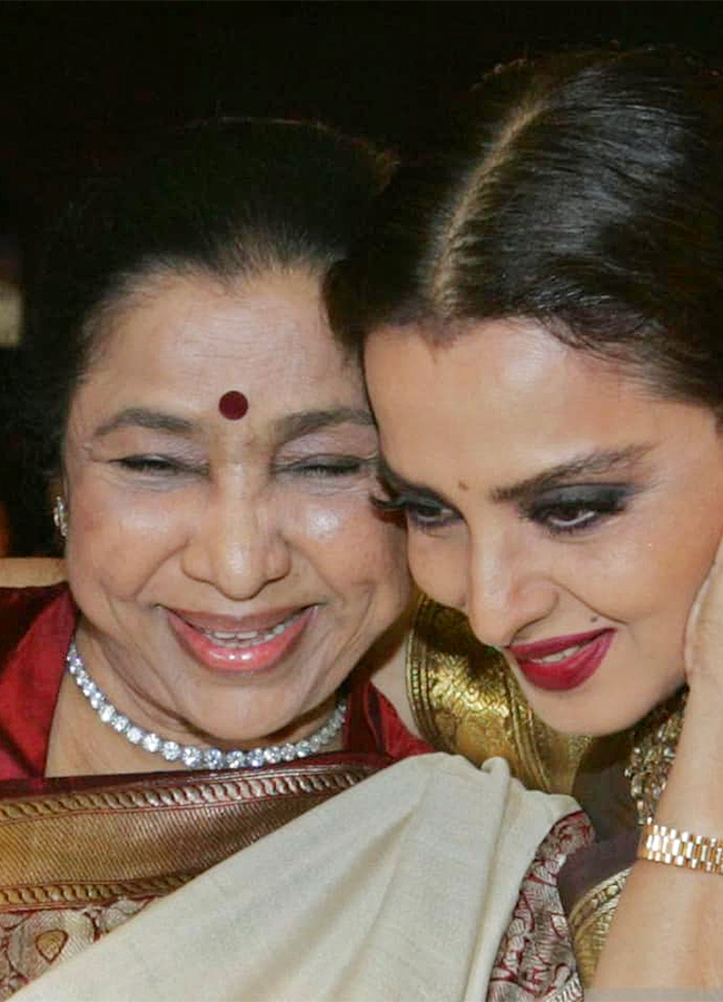 Singer Asha Bhosle Rare And Unseen Photos12