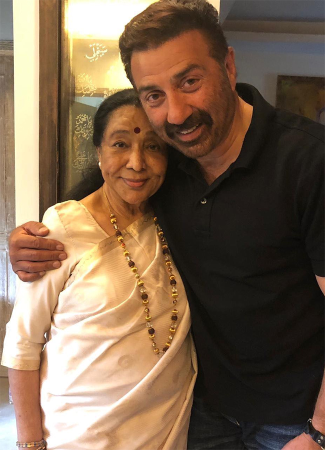 Singer Asha Bhosle Rare And Unseen Photos21