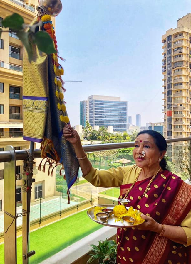 Singer Asha Bhosle Rare And Unseen Photos22