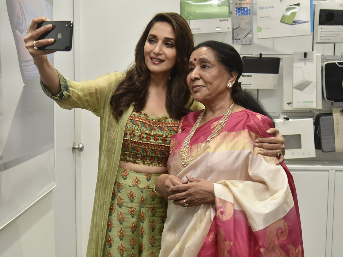 Singer Asha Bhosle Rare And Unseen Photos27