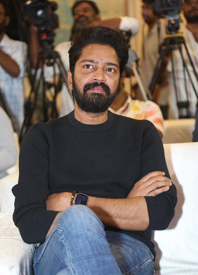 Thiruveer Papam Prathap Trailer Launch Photos16