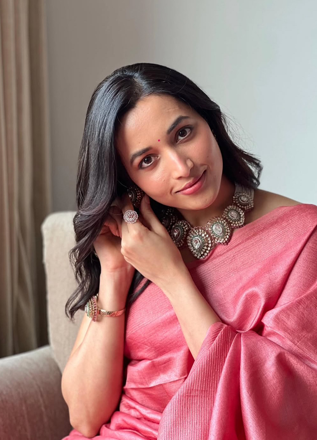 Actress Srinidhi Shetty Latest Photos5