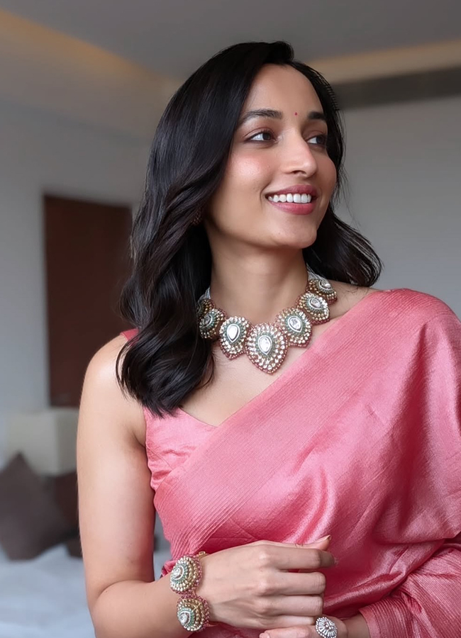 Actress Srinidhi Shetty Latest Photos9