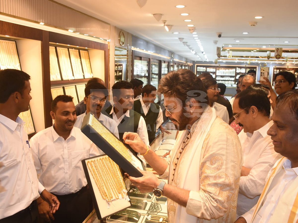 Daggubati Venkatesh in Kukatpally8