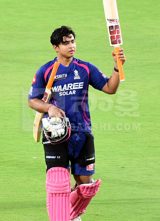 IPL 2026 : SRH vs RR Match in Hyderabad7