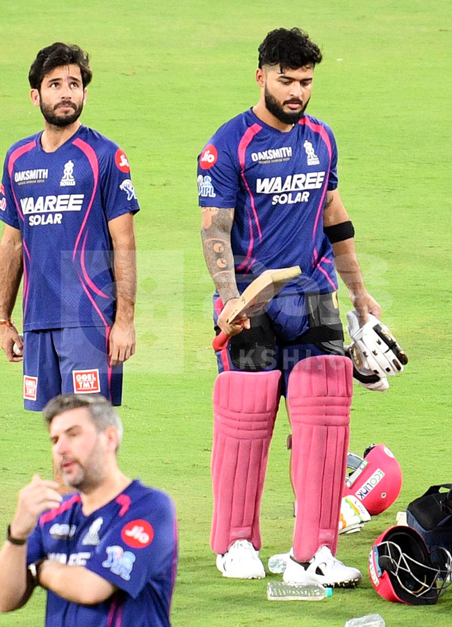 IPL 2026 : SRH vs RR Match in Hyderabad8