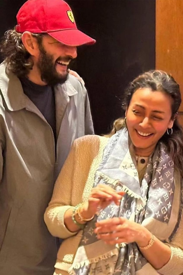 Mahesh Babu Following His Father Krishna About family foreign trips Photos5