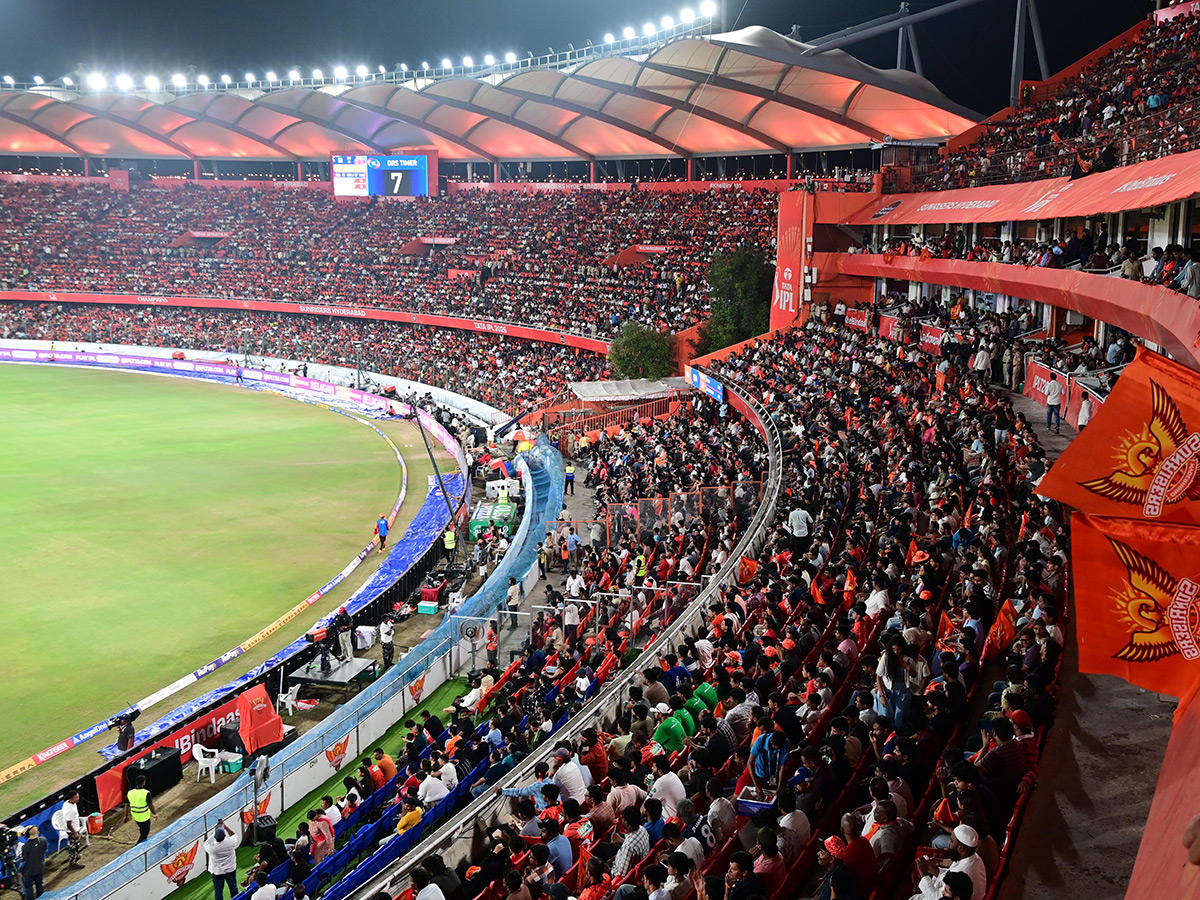 Sunrisers Hyderabad and Rajasthan Royals in Hyderabad HD Photos11