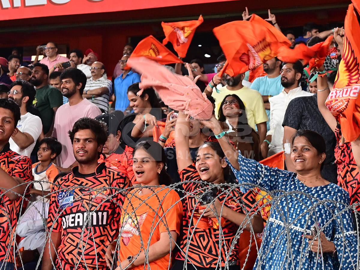Sunrisers Hyderabad and Rajasthan Royals in Hyderabad HD Photos13