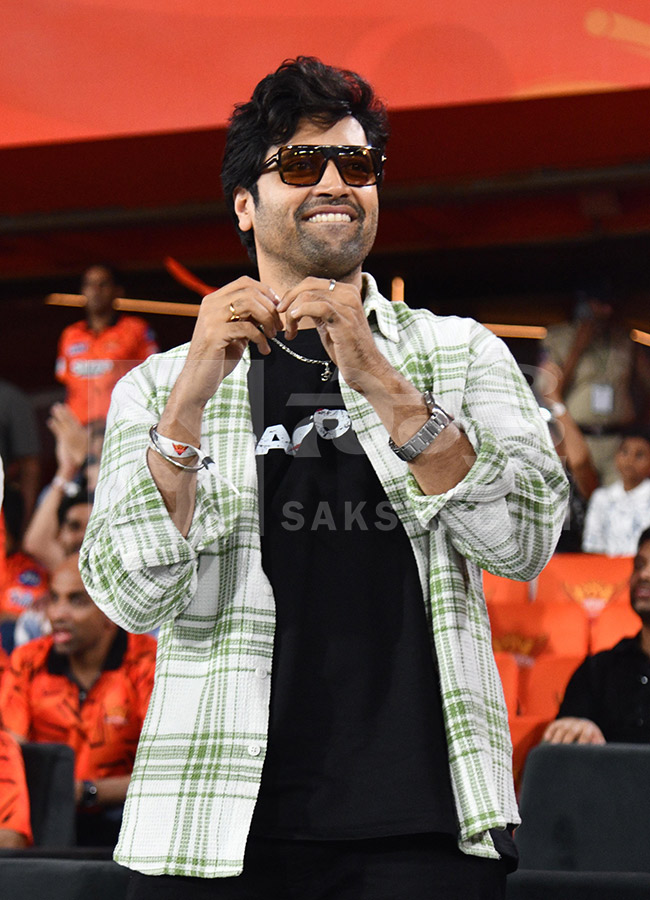 Sunrisers Hyderabad and Rajasthan Royals in Hyderabad HD Photos20