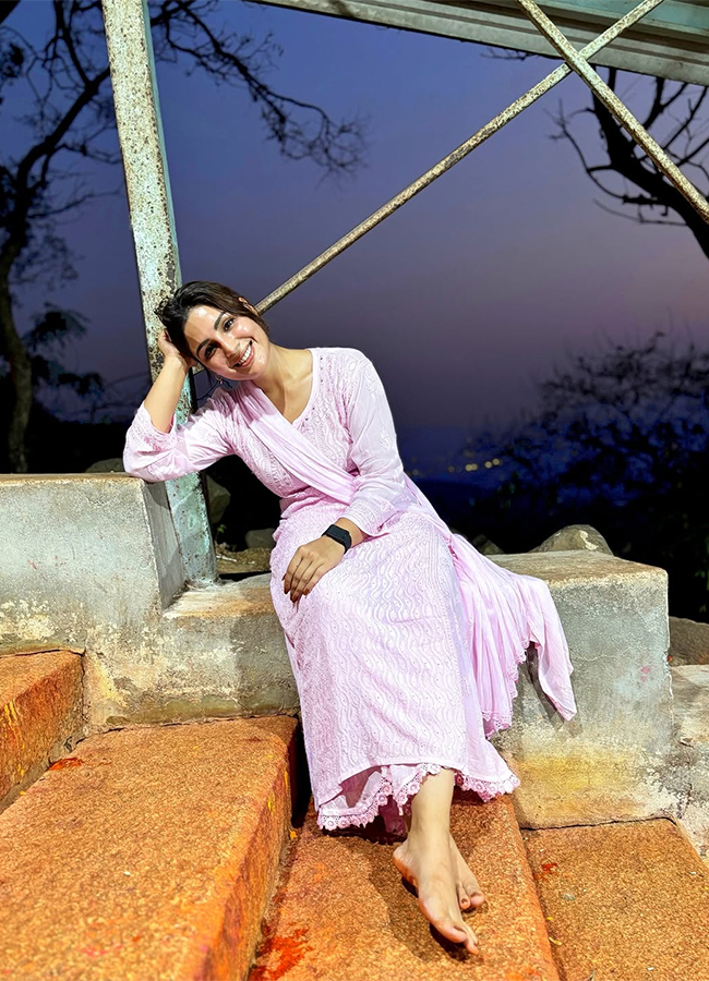 Actress Samyuktha Menon Visits Tirumala Photos4