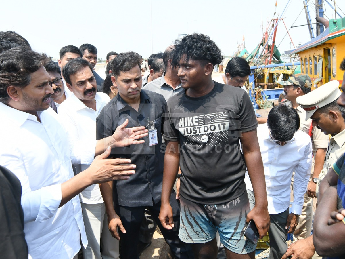 YS Jagan Juvvaladinne Tour Photos12