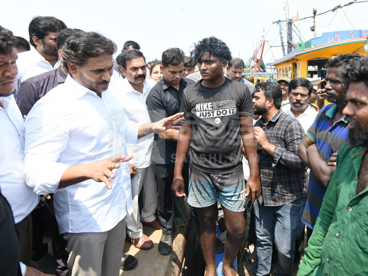 YS Jagan Juvvaladinne Tour Photos14
