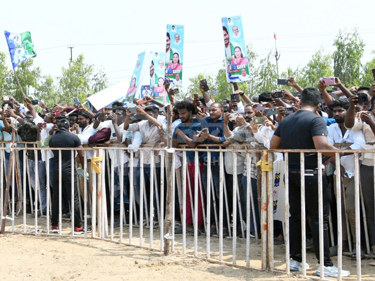 YS Jagan Juvvaladinne Tour Photos2