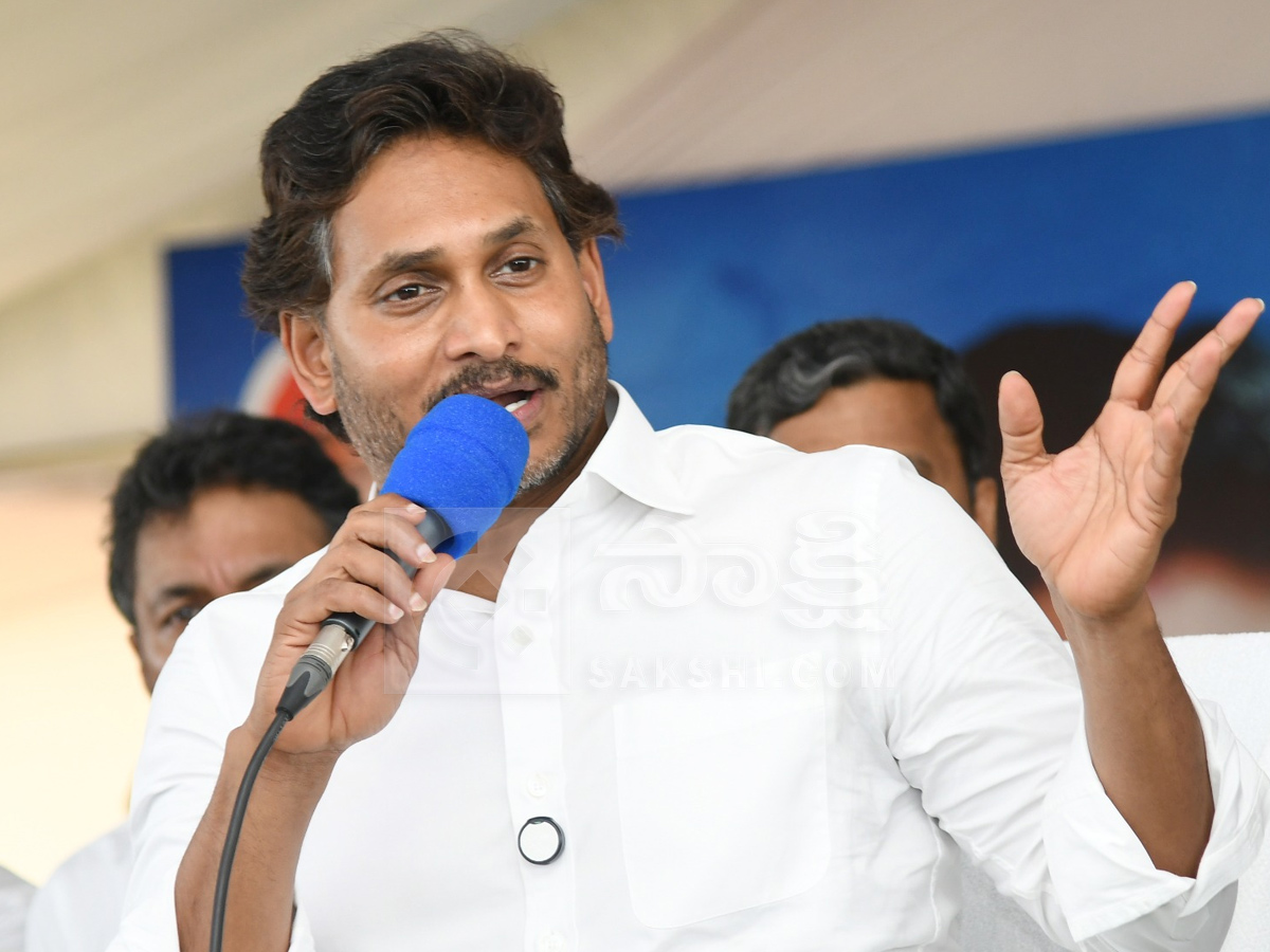YS Jagan Juvvaladinne Tour Photos32