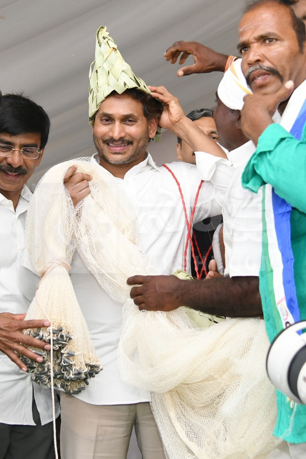 YS Jagan Juvvaladinne Tour Photos37